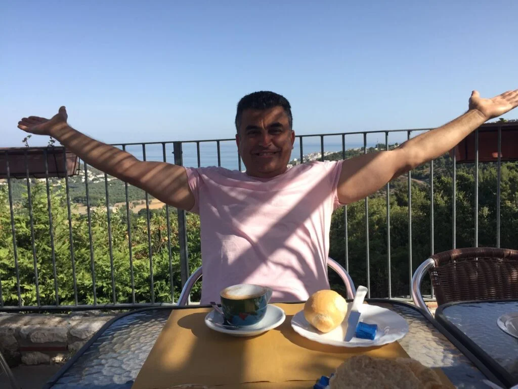 Image #1 from Popa George