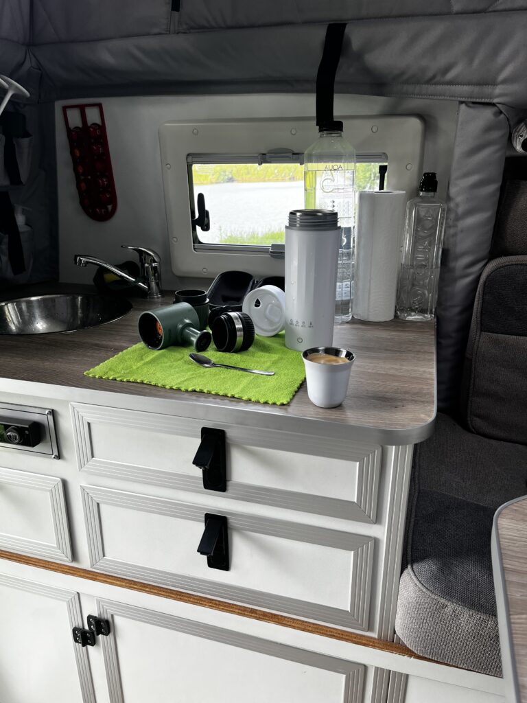 Image #1 from Razvan N.